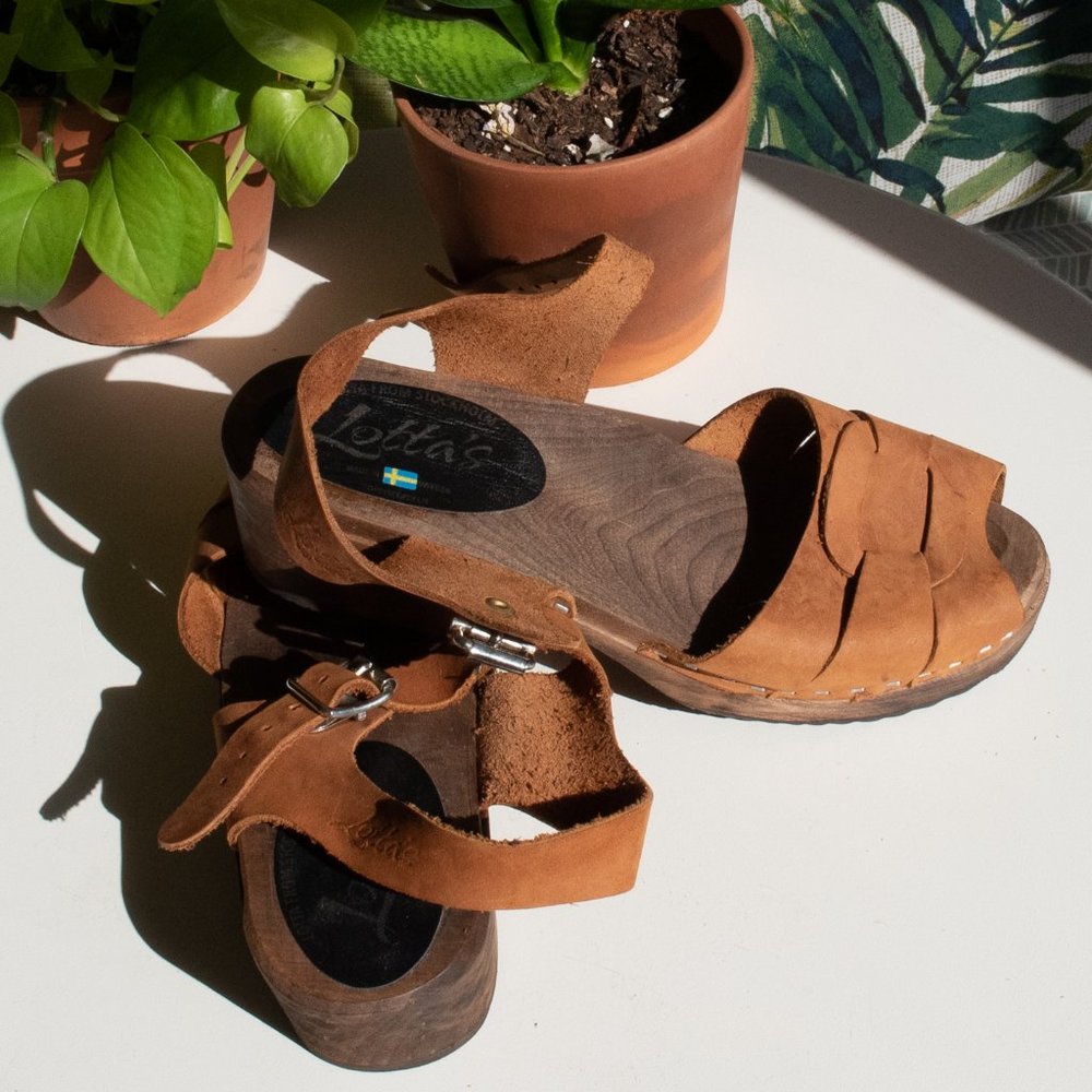 Swedish Peep Toe Clogs | Size 9 UK 40 | leather